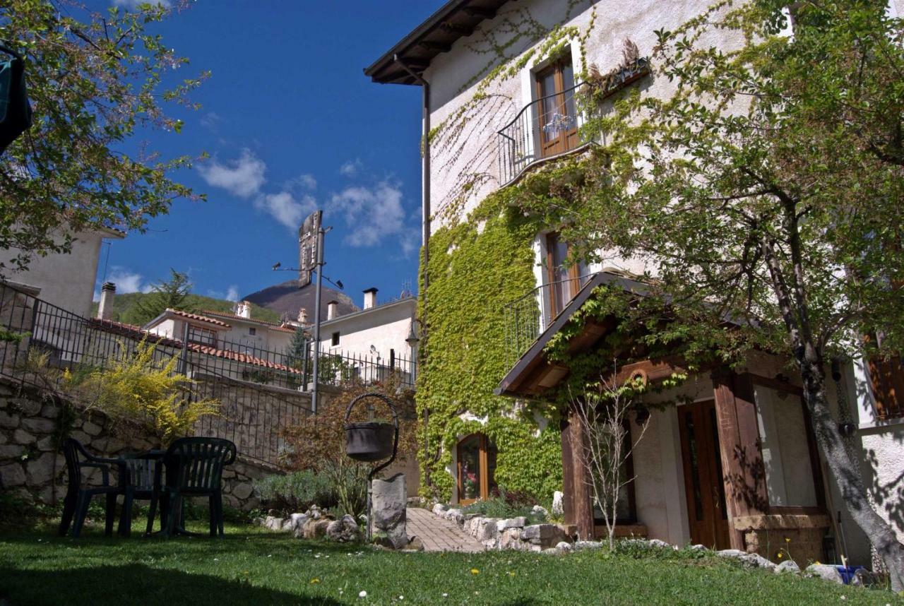 Casa Hotel Civitella Civitella Alfedena Esterno foto